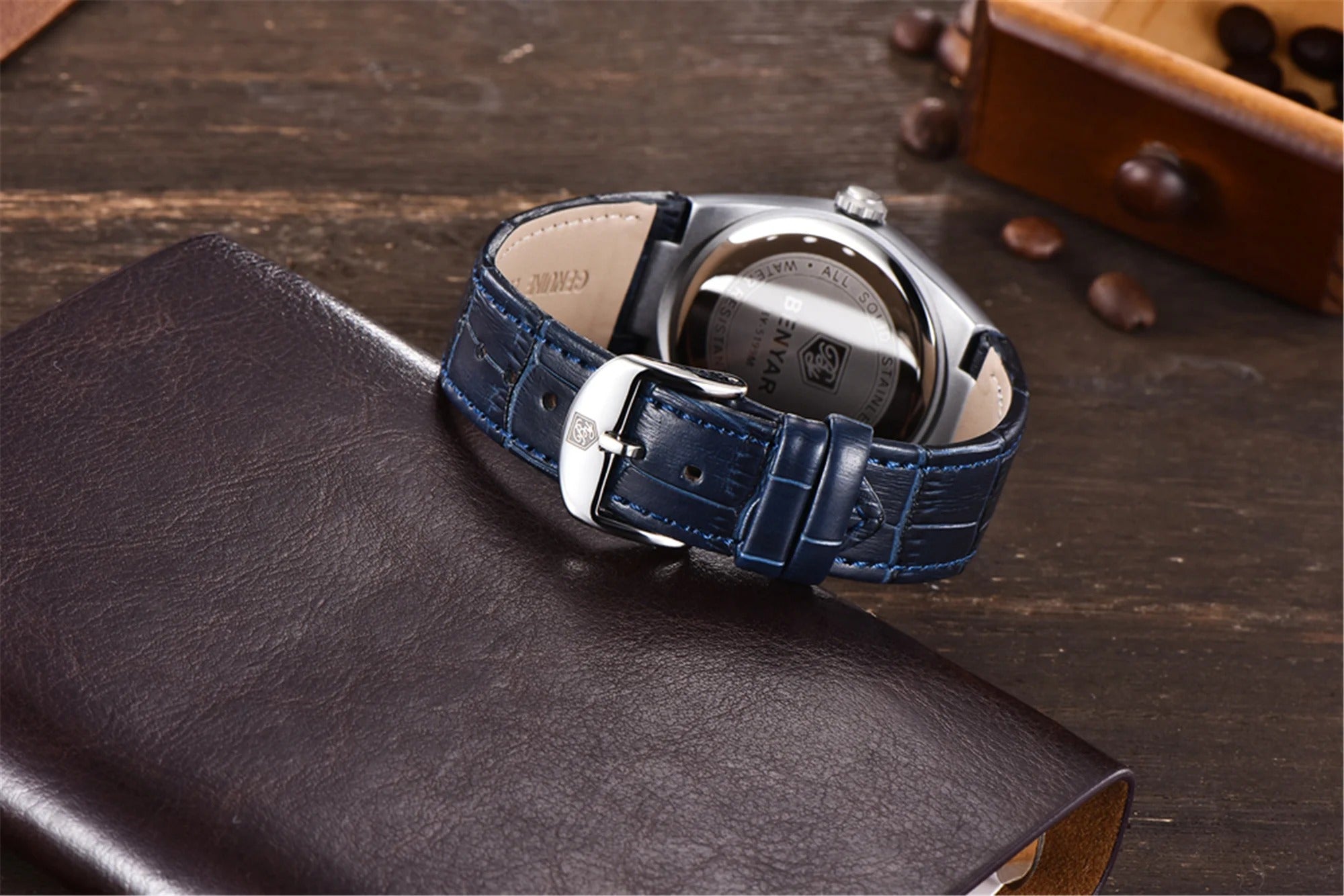 BENYAR Men’s Luxury Quartz Watch – Waterproof Leather Business Timepiece